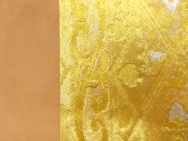  白寿苑製　引箔雲取華菊文織出し袋帯